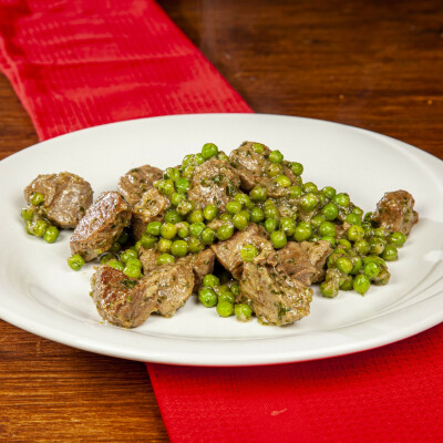Agnello con i piselli