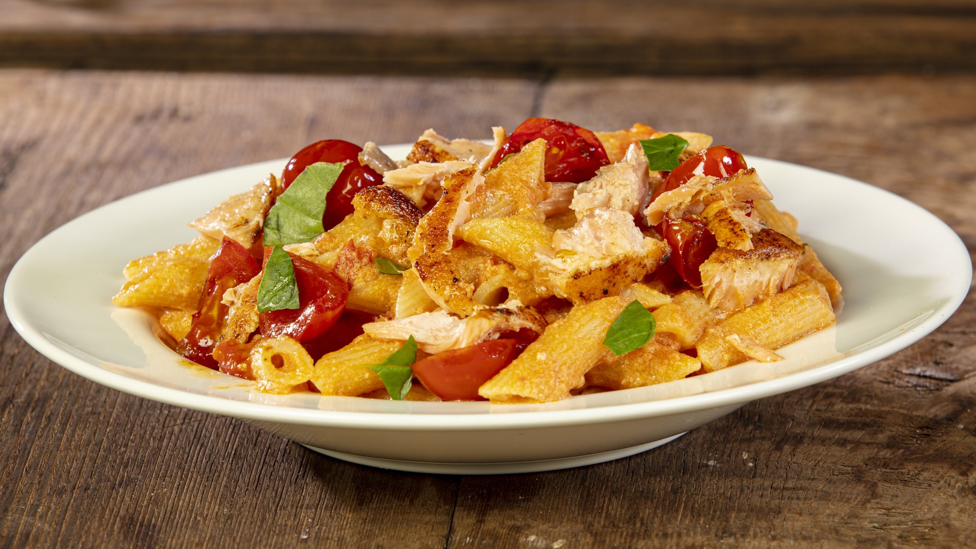 Pasta al salmone fresco