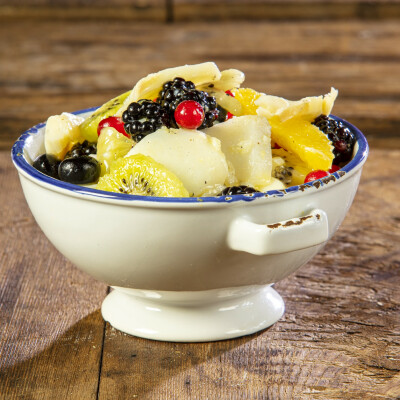 Insalata di baccalà e frutta
