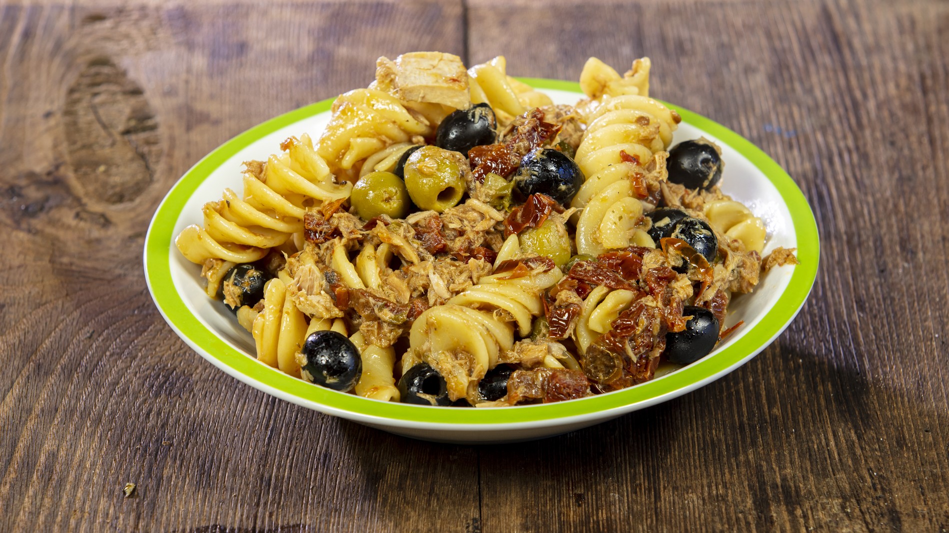 Pasta tonno e pomodori secchi