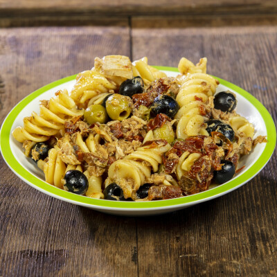 Pasta tonno e pomodori secchi