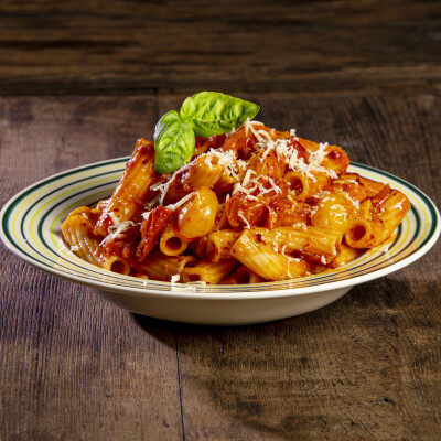 Pasta e pomodorini indiavolata